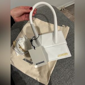 NEW- Jacquemus Le Chiquito Moyen Leather Top-Handle Bag